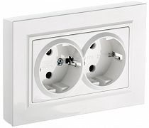 Розетка 2-м  BRITE  16А в сборе с заземл. защ. шторки бел. IEK BR-R24-16-K01-F