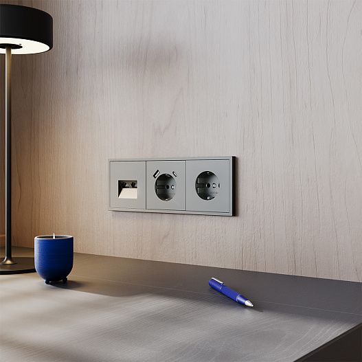 Рамка пластиковая VOLTUM S70 на 3 поста, (титан)