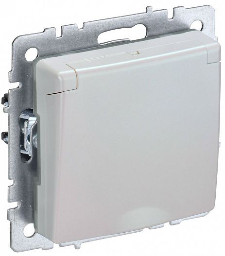 Розетка BRITE  16А IP44 с заземл. защ. шторки с крышкой жемчуж. IEK BR-R16-16-44-K36